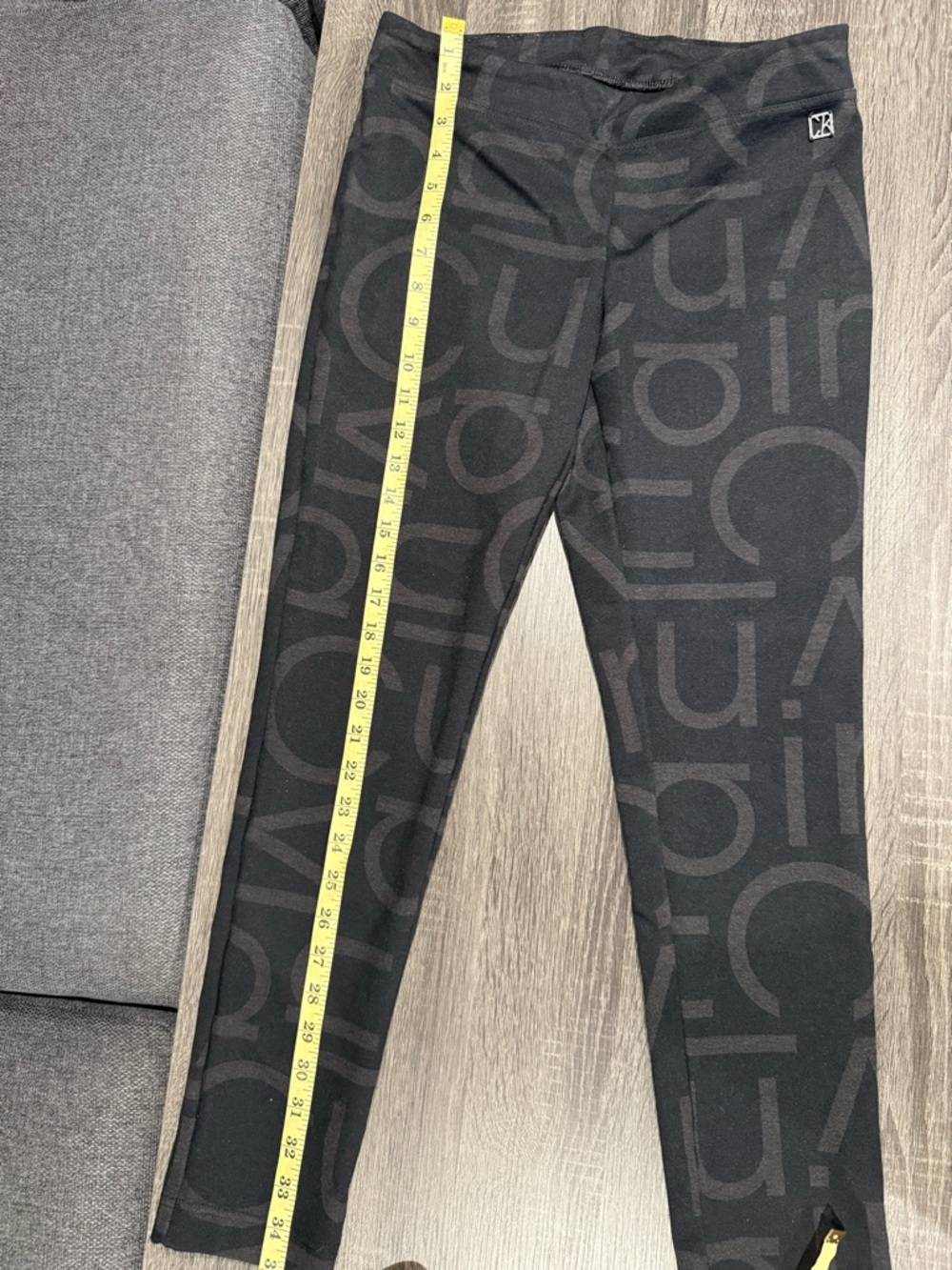 Calvin Klein Charcoal & Black Logo-Pattern Leggings - Picture 4 of 9